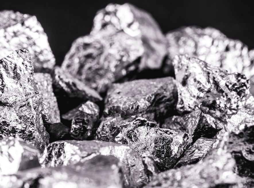 Image Technology, geopolitics and the environment: the delicate equation of rare earths