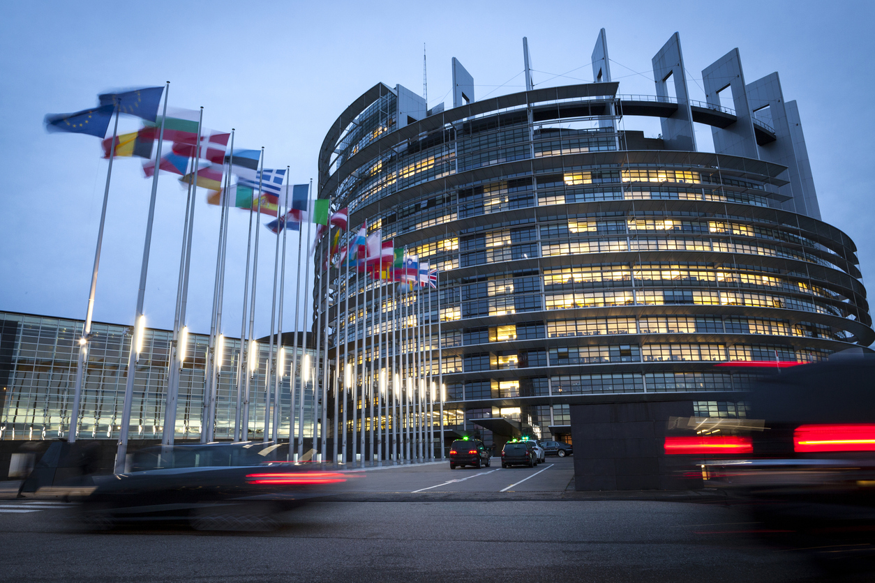 Une attaque DDoS frappe le Parlement européen